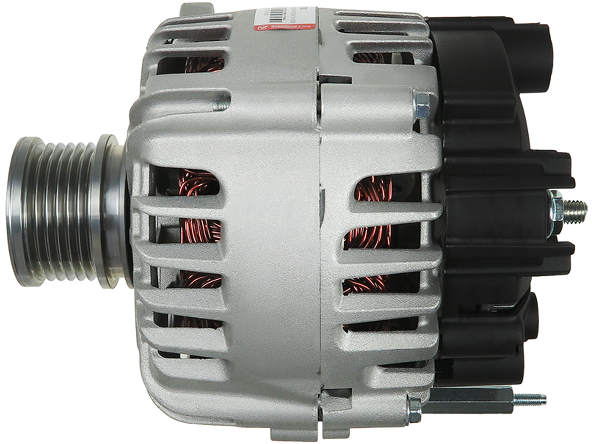 Alternateur Lucas LRA3318 12 V 110 A pour VW Amarok, Transporter T5, T6 et Crafter, vu de profil avec poulie multi-gorges, proposé par distripiecesautos66 – Alternateur Volkswagen à Perpignan à prix discount