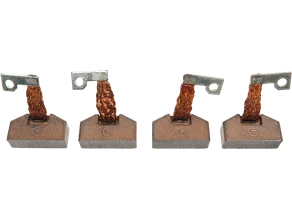 Balais charbons démarreurs Mercedes A0001517214 de distripiecesautos66, représentant des balais de démarrage en métal et cuivre.